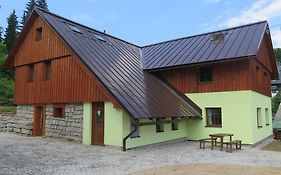 Apartments Skiareál U Vodárny Bedřichov